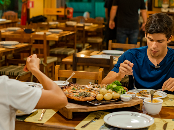 Onde comer em Bonito/MS: conheça os restaurantes parceiros do aplicativo Bonitour