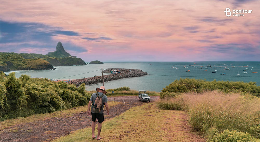 Conheça Fernando de Noronha no inverno